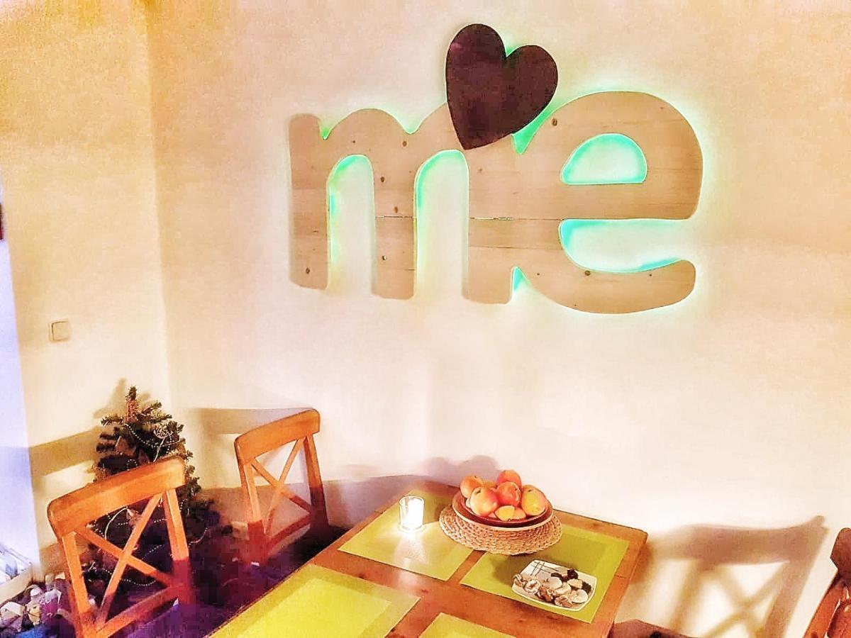 M+E Apartment ฮอร์นิมาร์ชอฟ ภายนอก รูปภาพ
